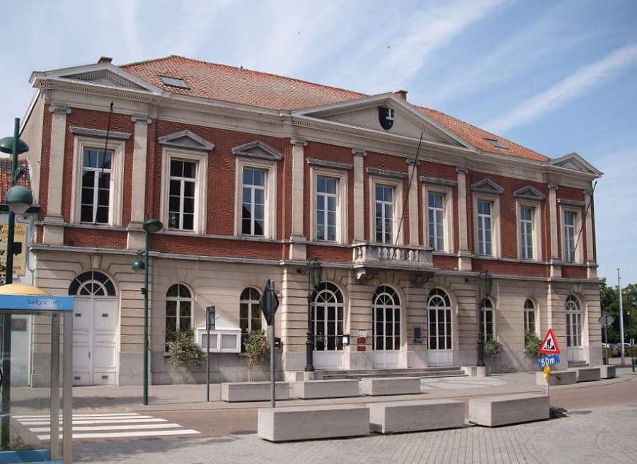 Oudgemeentehuis 1870 Meetjes.land